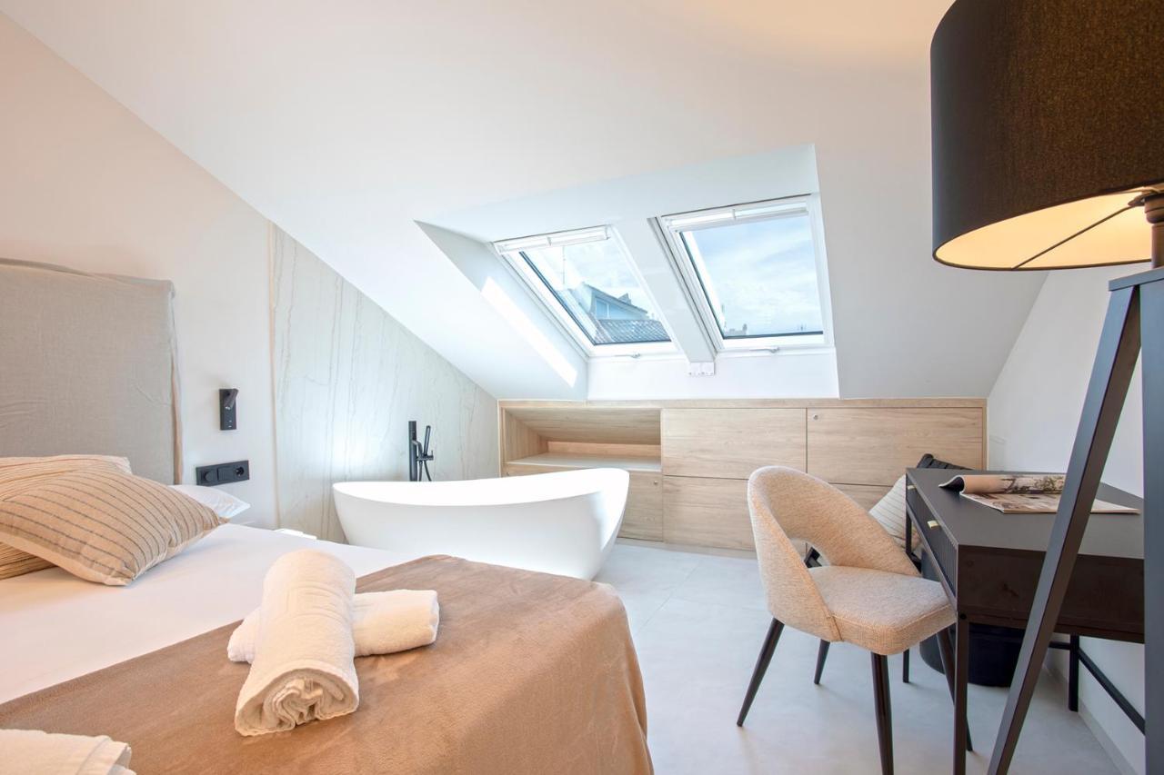 Magnificent Renovated 2Bd 2Bth Duplex With Terrace - City Centre Малага Экстерьер фото