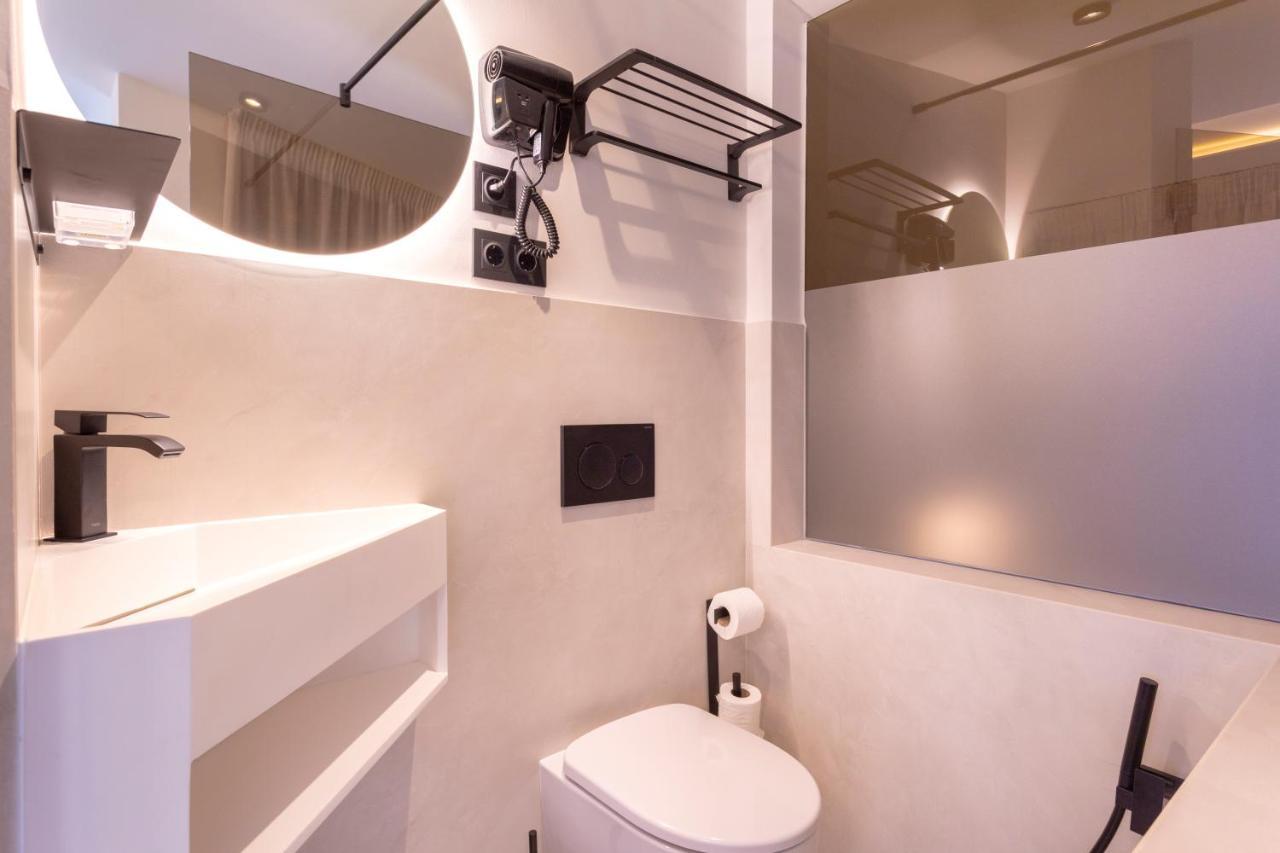 Magnificent Renovated 2Bd 2Bth Duplex With Terrace - City Centre Малага Экстерьер фото